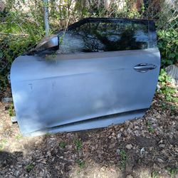 Hyundai Veloster 4 Doors Complete +hood + Trunk Complete All Inside Panels Included 