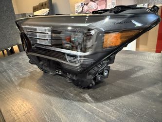 2024-2026 Toyota Tacoma Driver Headlamp