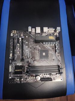 Gigbyte Motherboard