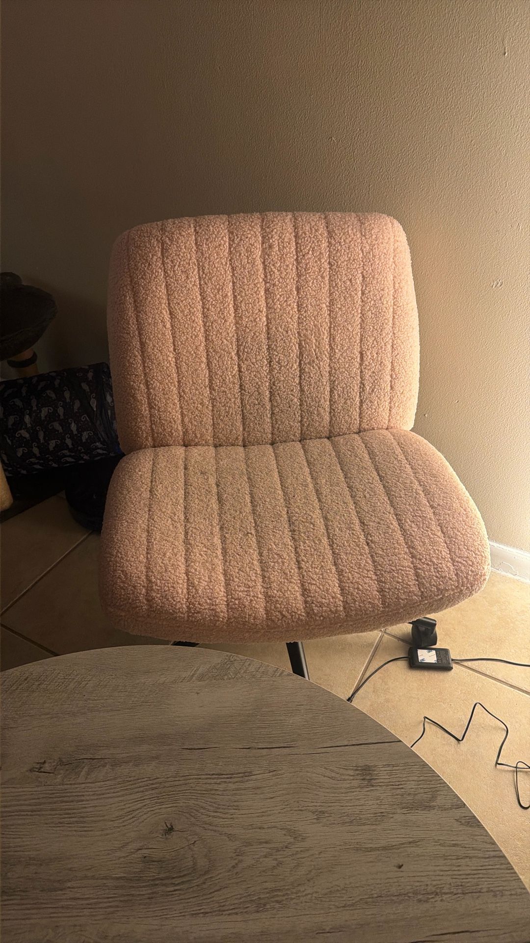 Pink Criss Cross Armless Office Chair
