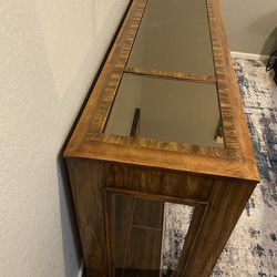 Entryway table