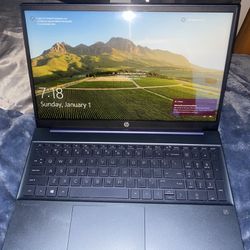 HP PAVILION LAPTOP 516GB ALMOST NEW
