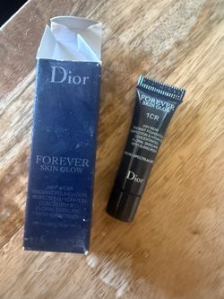 Sample dior foundation skin glow