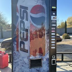 Vending machine and car reader combo