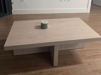 Minimalist design with Plinth Base coffee table
