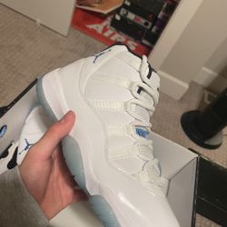 Jordan 11 Legend Blue 2014 Size 8 M
