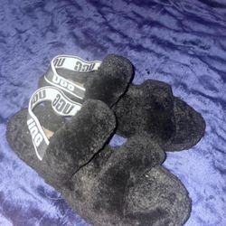 Ugg Slippers 