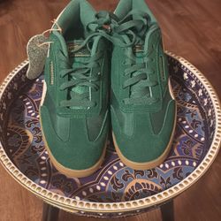 Reeboks 
