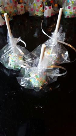 Cake pops for preschool graduation