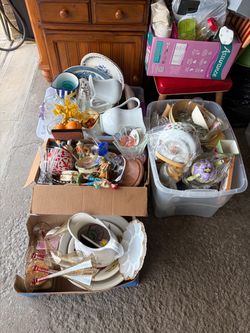 Huge vintage - antique - collectibles lot