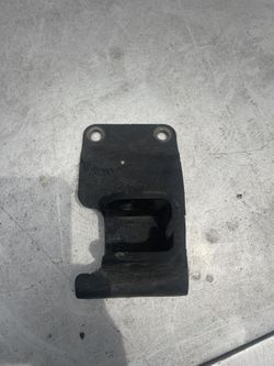 Ram 3500 4x4 Front Diff Stabilizer Bracket