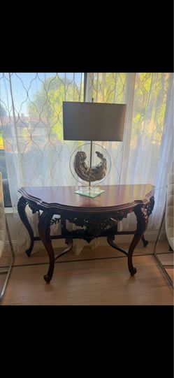 Accent Table