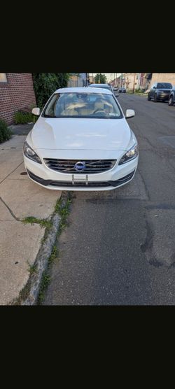 2015 Volvo S-60