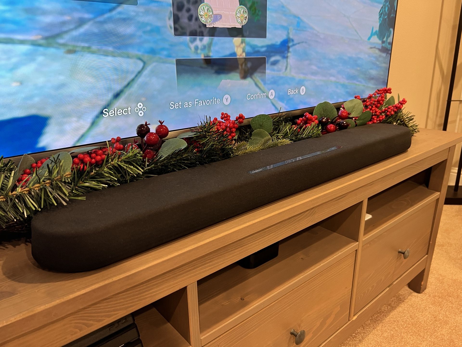 Yamaha YAS-108 Sound Bar with Built-in Subwoofers