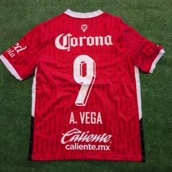 Toluca Home Jersey 2024/25 Alexis Vega Jersey 
Toluca Campeon