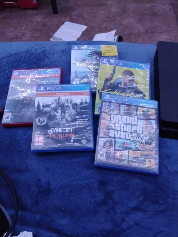 Ps4 With 5 Games