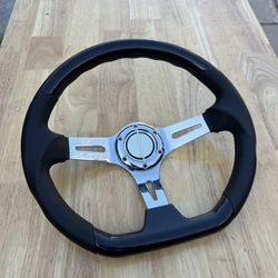 Universal Leader Steering Wheel 
