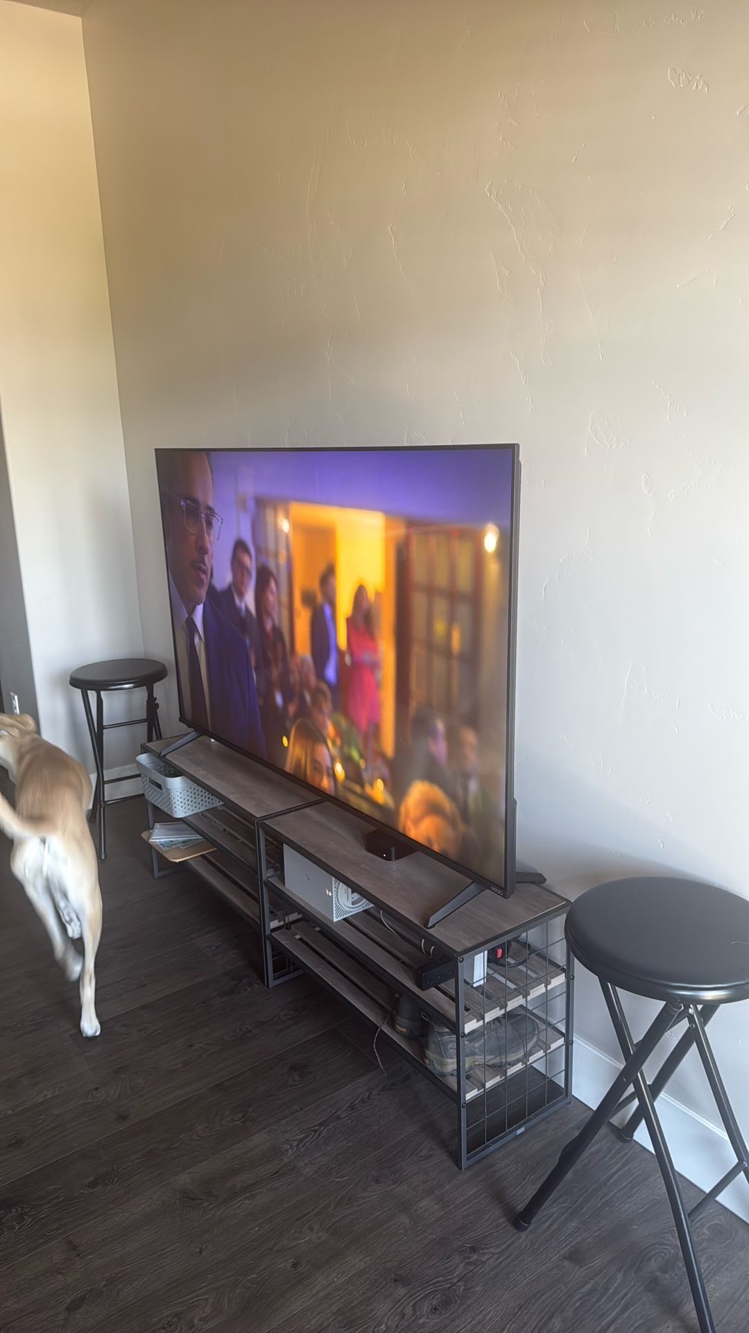 75’ Roku Smart Tv