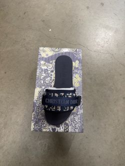 Women’s designer slides