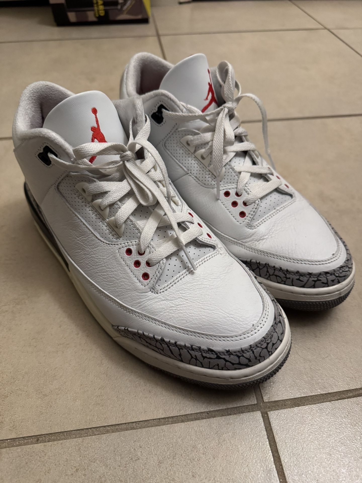 Air Jordan 3 reimagined white cement Size 11.5