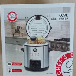 Chef's Counter 0.9L Deep Fryer