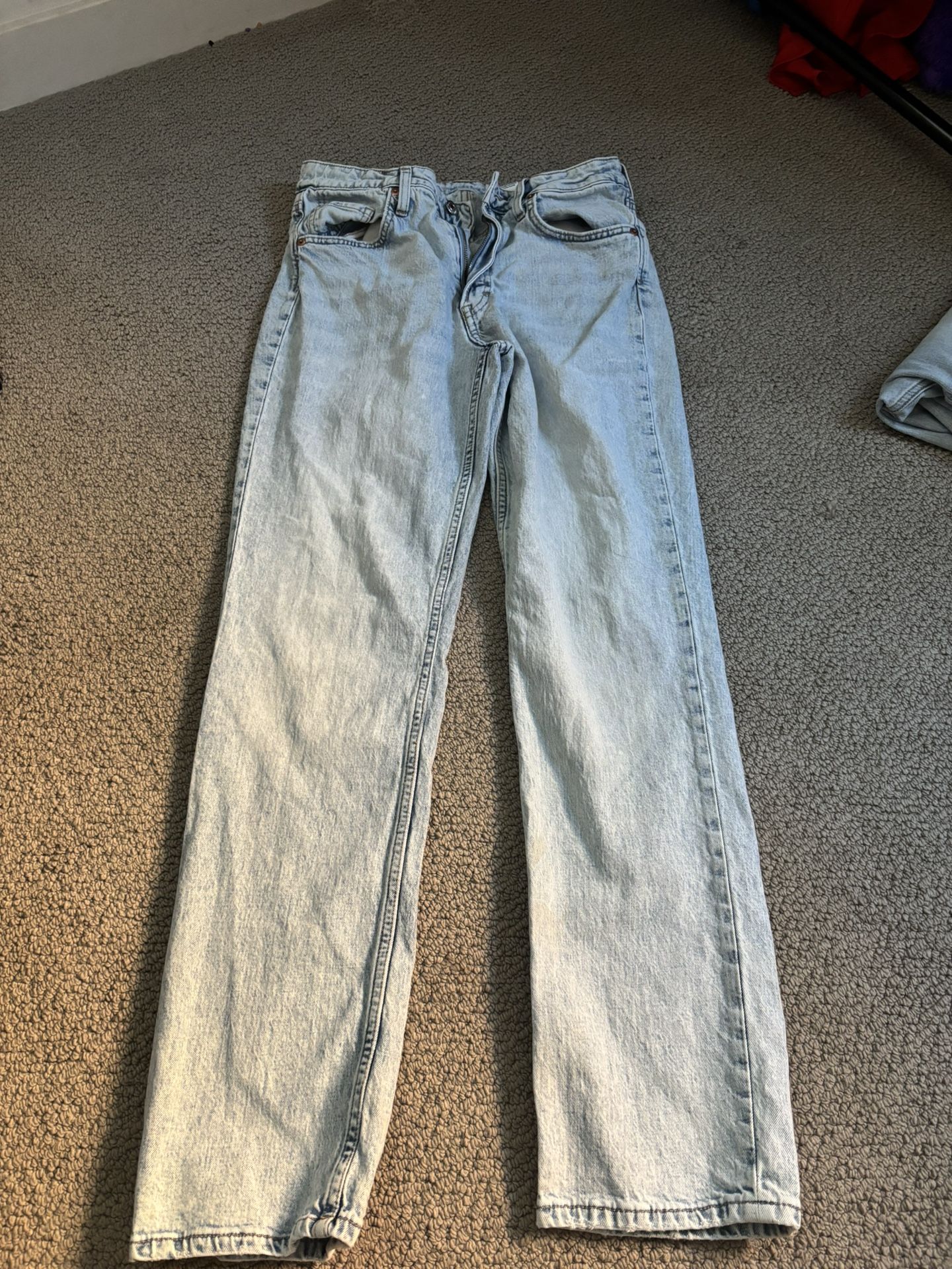 Straight Jeans