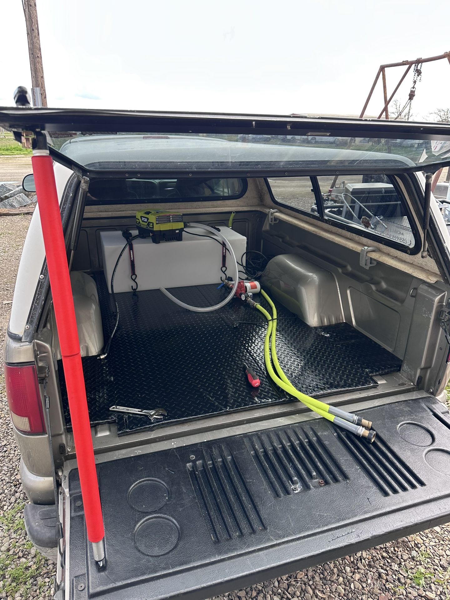 33 Gallon Water Tank