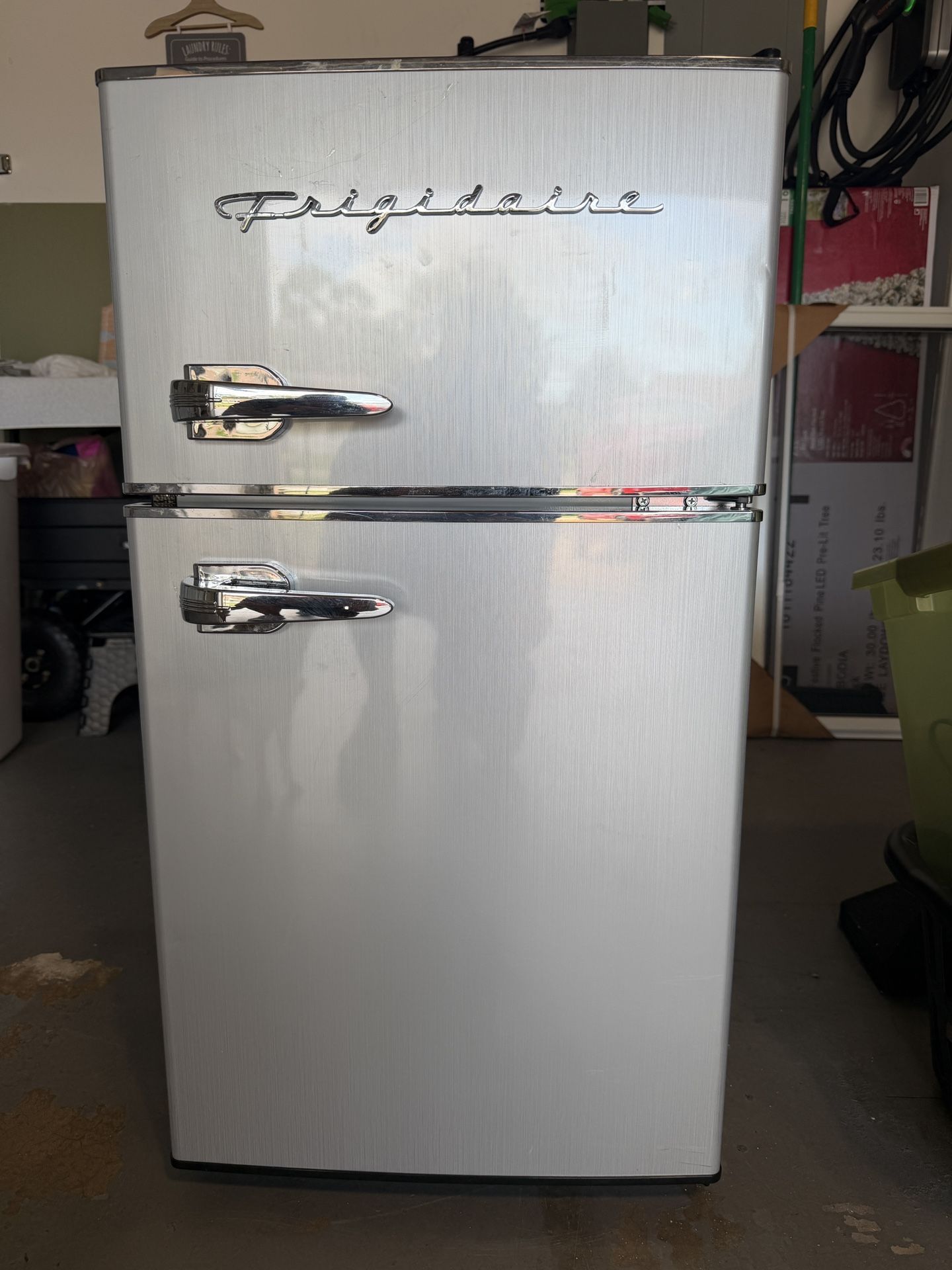 Frigidaire Refrigerator Freezer