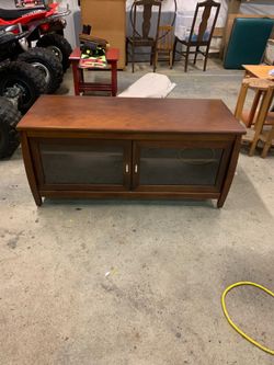 Tv stand