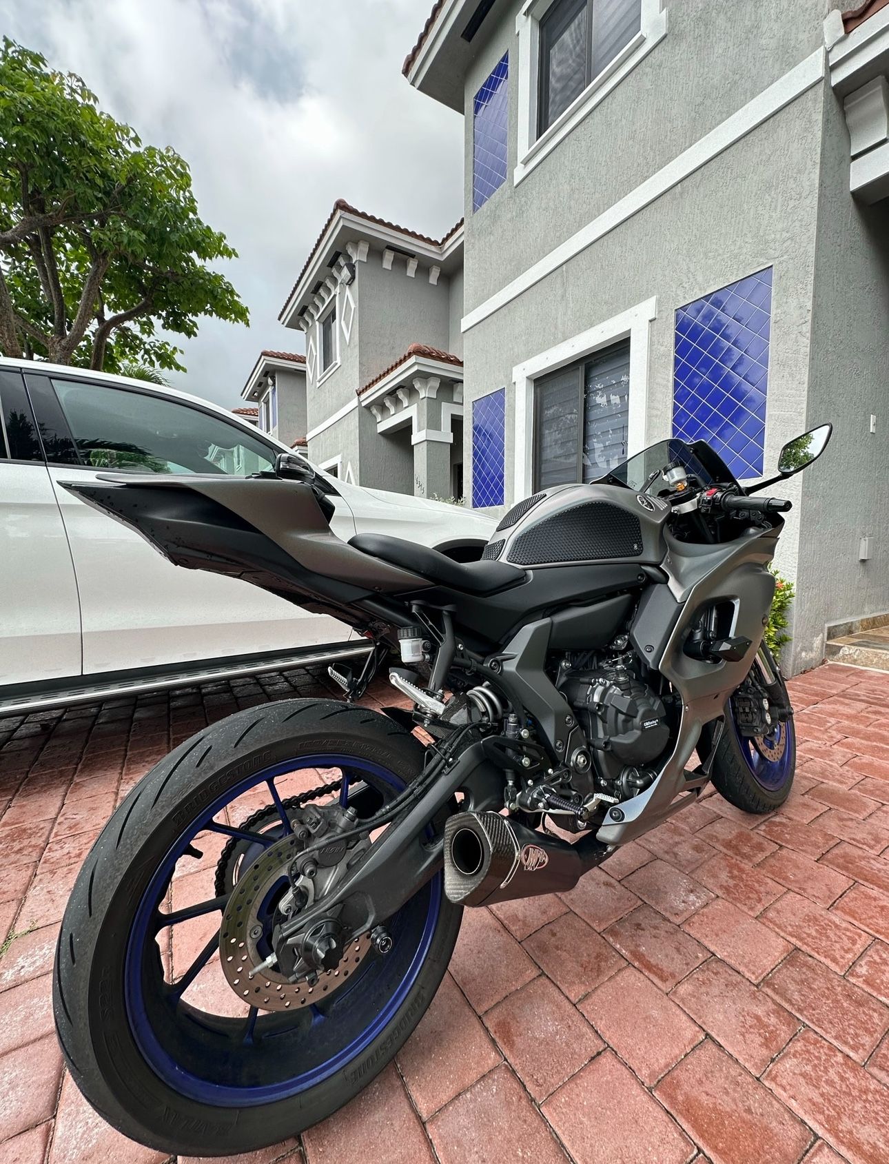 Yamaha R7 2022