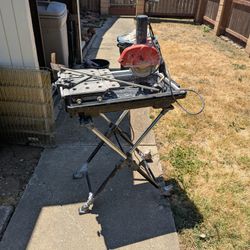 Husky Wet Saw 200 O.B.O