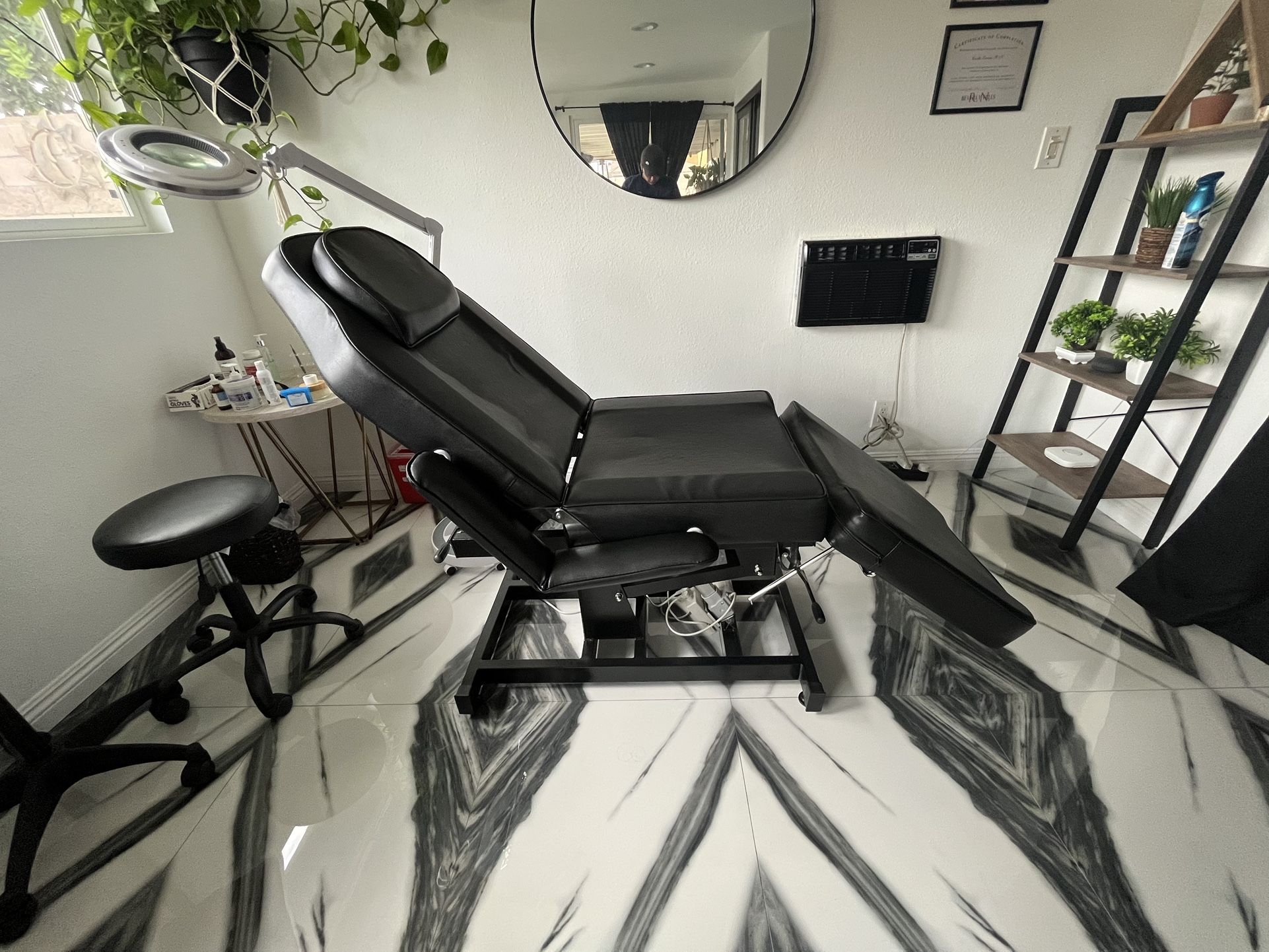 Facial Chair for Sale in Chino, CA OfferUp