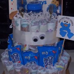 CUSTOM DIAPER CAKES
