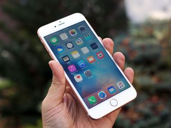Unlocked Apple Iphone 6s Plus Compatible with Any Carrier - Great Deals Today