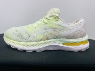 ASICS RUNNING SHOES GREEN FLUORESCENT AND WHITE SIZE:9 WOMENS