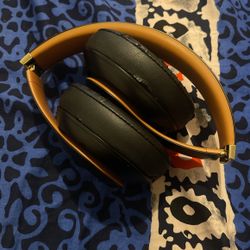 Beats Studio 3 Wireless Bluetooth Noise Cancellation Headphones