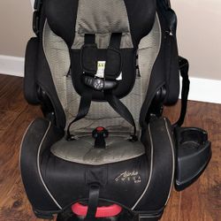 Alpha Omega Elite 3-in-1 Car Seat