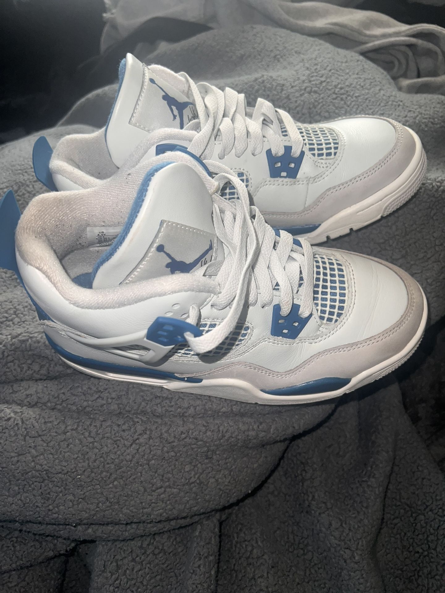 Jordan 4 Military Blue