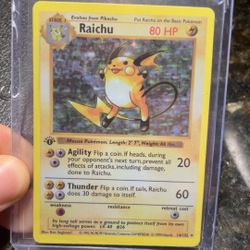Pokemon 1st Edition Raichu Holo (Base set)