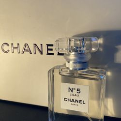 Chanel N 5 Perfume