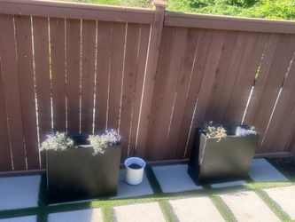 Dania Rectangular  Outdoor Flower Box