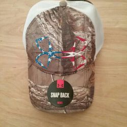 Under Armor Snapback Fishing Hook Hat, Realtree Camo, New for