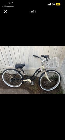 Schwinn beach cruiser