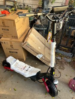 Gt06 Electric Scooter 35mph up to 40 miles