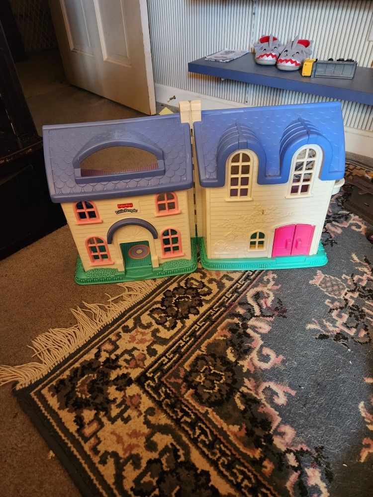 Little People House 