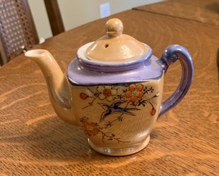 Vintage Children’s Tea Set -Lusterware 1940 to 1950 era