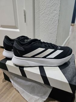 Adidas duramo