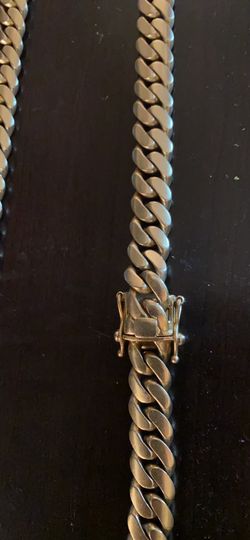 14k Cuban Chain 199.5 grams 26mm 7mm PRICE IS FIMR