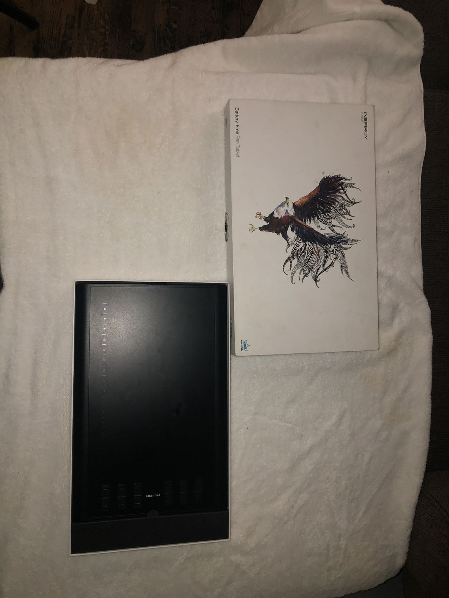 Huion Inspiroy H1060P Drawing Tablet W/pen