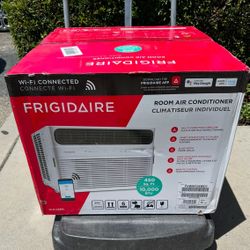 Frigidaire 10000 BTU Window Air Conditioner 